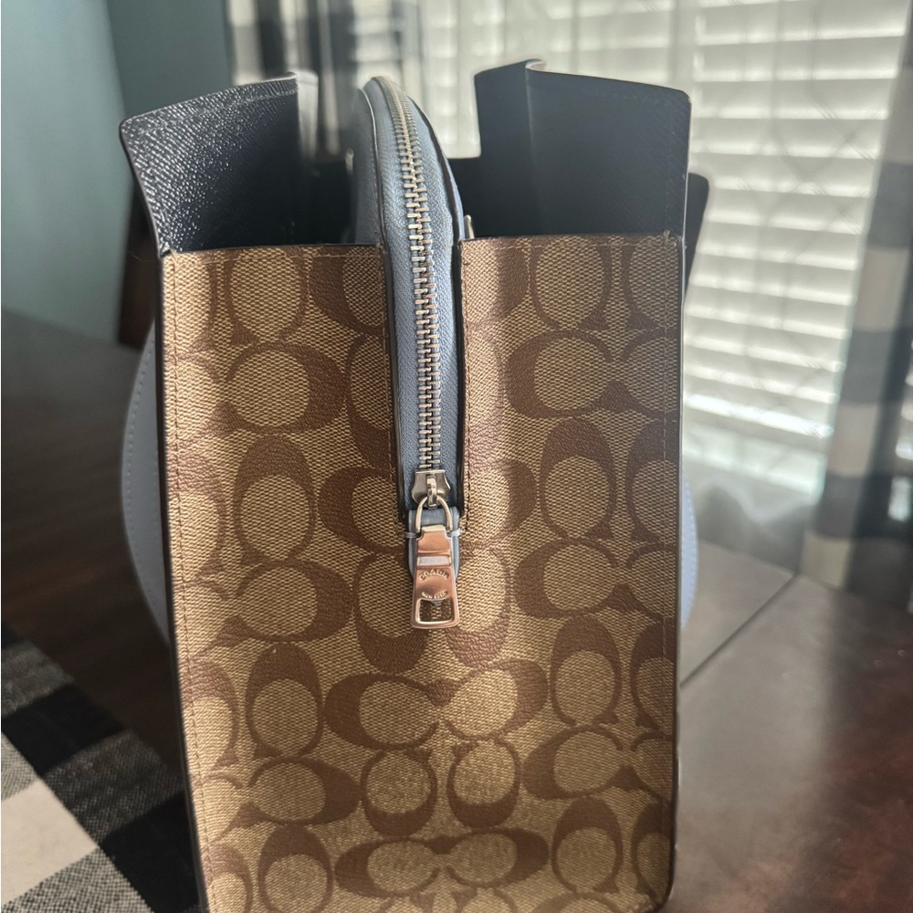 Coach Brown and Gray Women's Bag - Picture 3 of 9